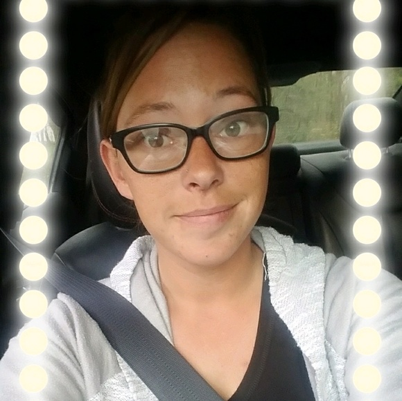 Meet your Posher, Brittany - Picture 1 of 1